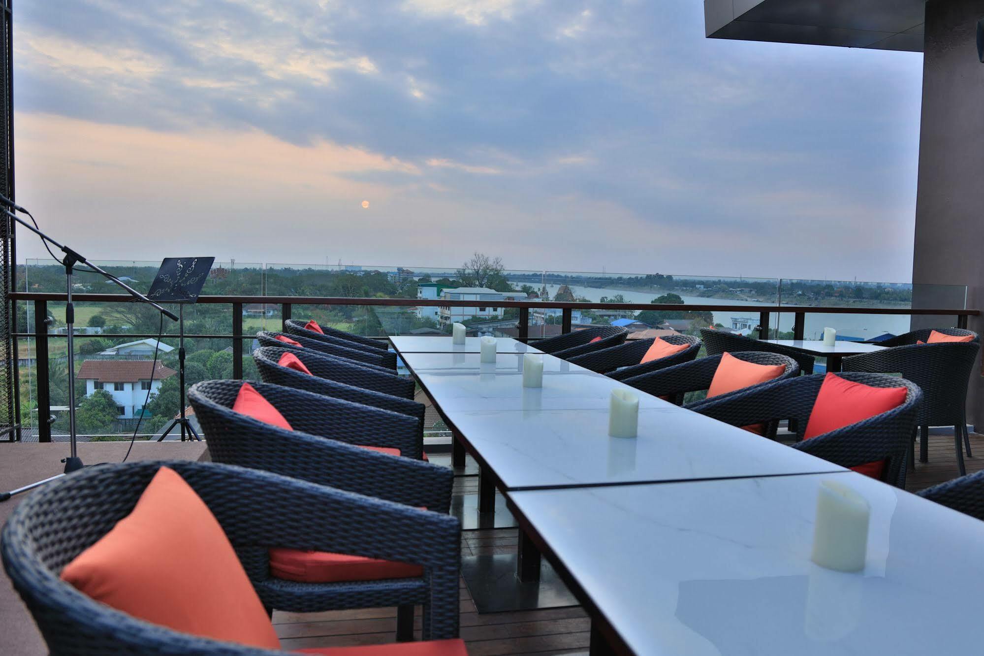 Amanta Hotel Nongkhai Nong Khai Exteriör bild
